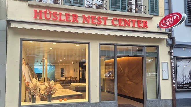 H&uuml;sler Nest &ndash; mehr als ein Bett im Herzen von Thun