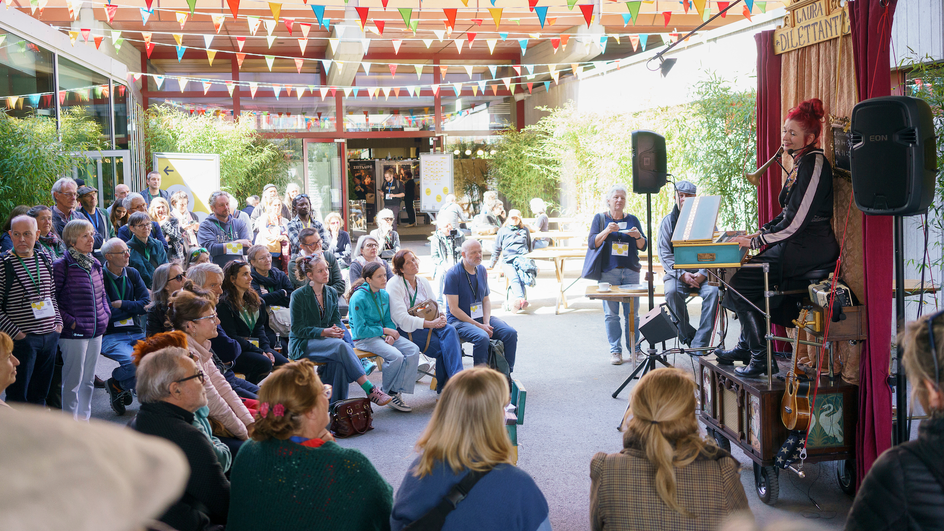 Die Schweizer K&uuml;nstlerb&ouml;rse in Thun startet am 15. April und feiert 50-Jahr-Jubil&auml;um!