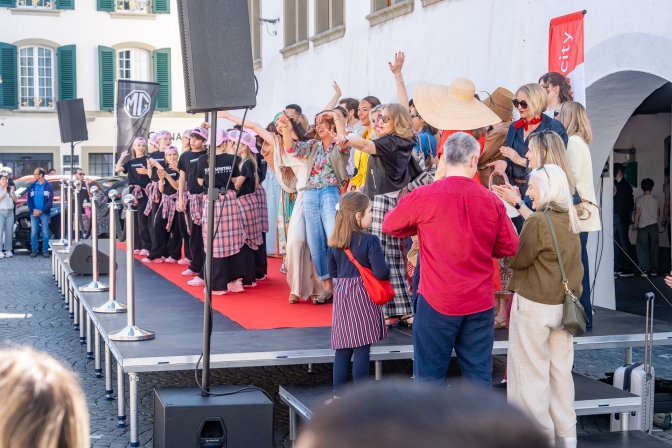 D_22DanceStucio00015.jpg